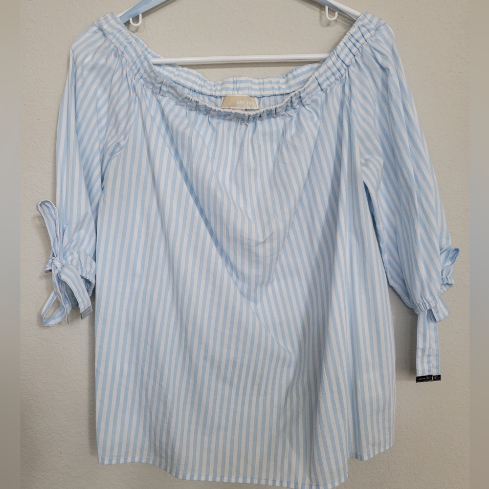 Off the shoulder Michael Kors top